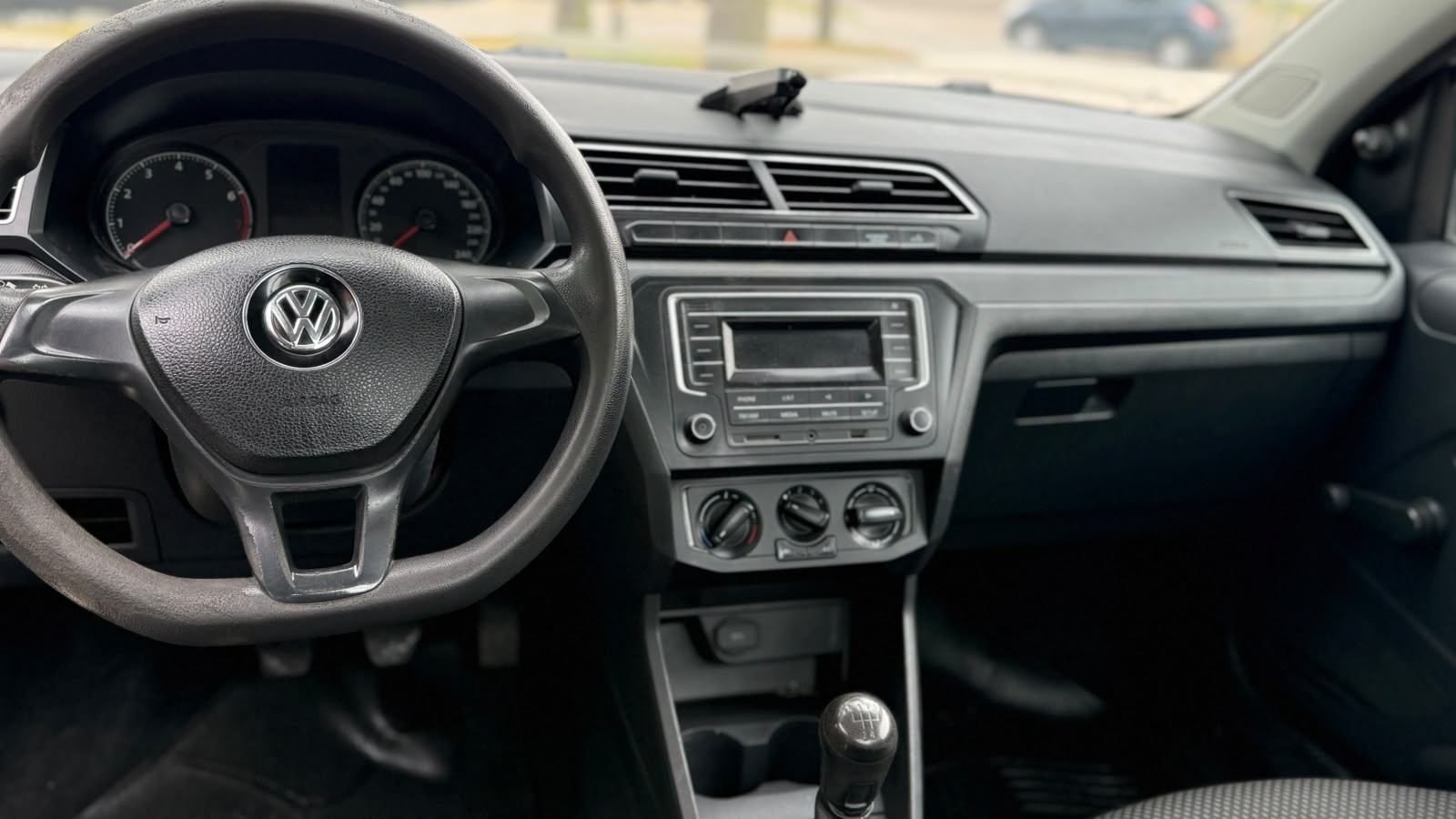 VOLKSWAGEN - SAVEIRO   1.6   C/S  - MANUAL  - 2017